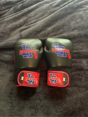 L.A. Boxing Black Boxing Gloves with Red & Blue Logo